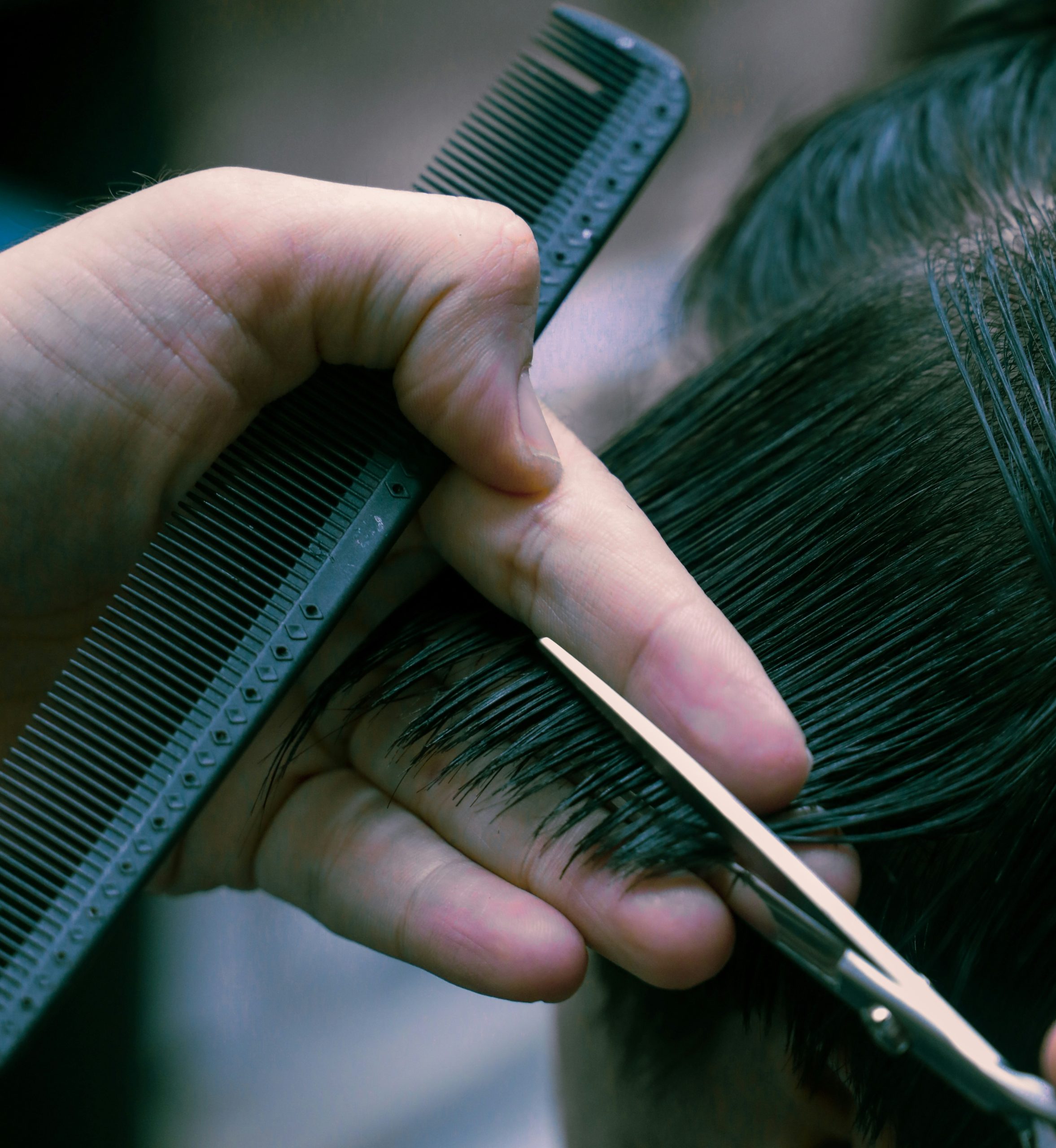 gulom-nazarov-VGnNV018i5g-unsplash Barbershop